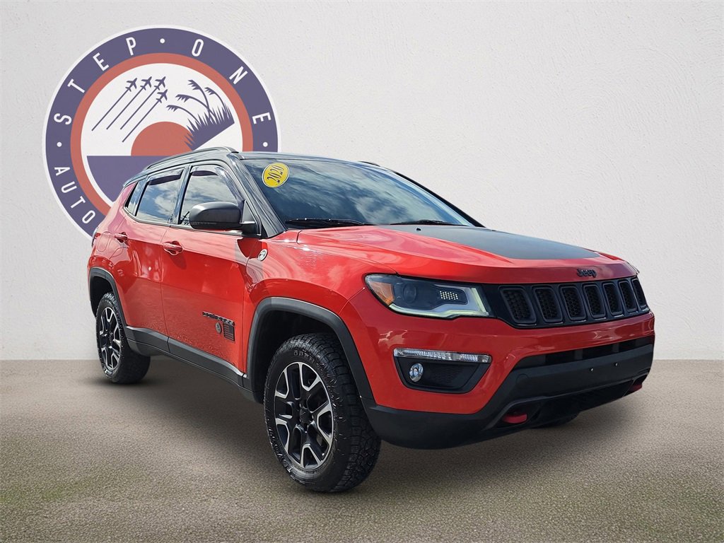 Used 2020 Jeep Compass Trailhawk w/ Advanced Safety Group image 2