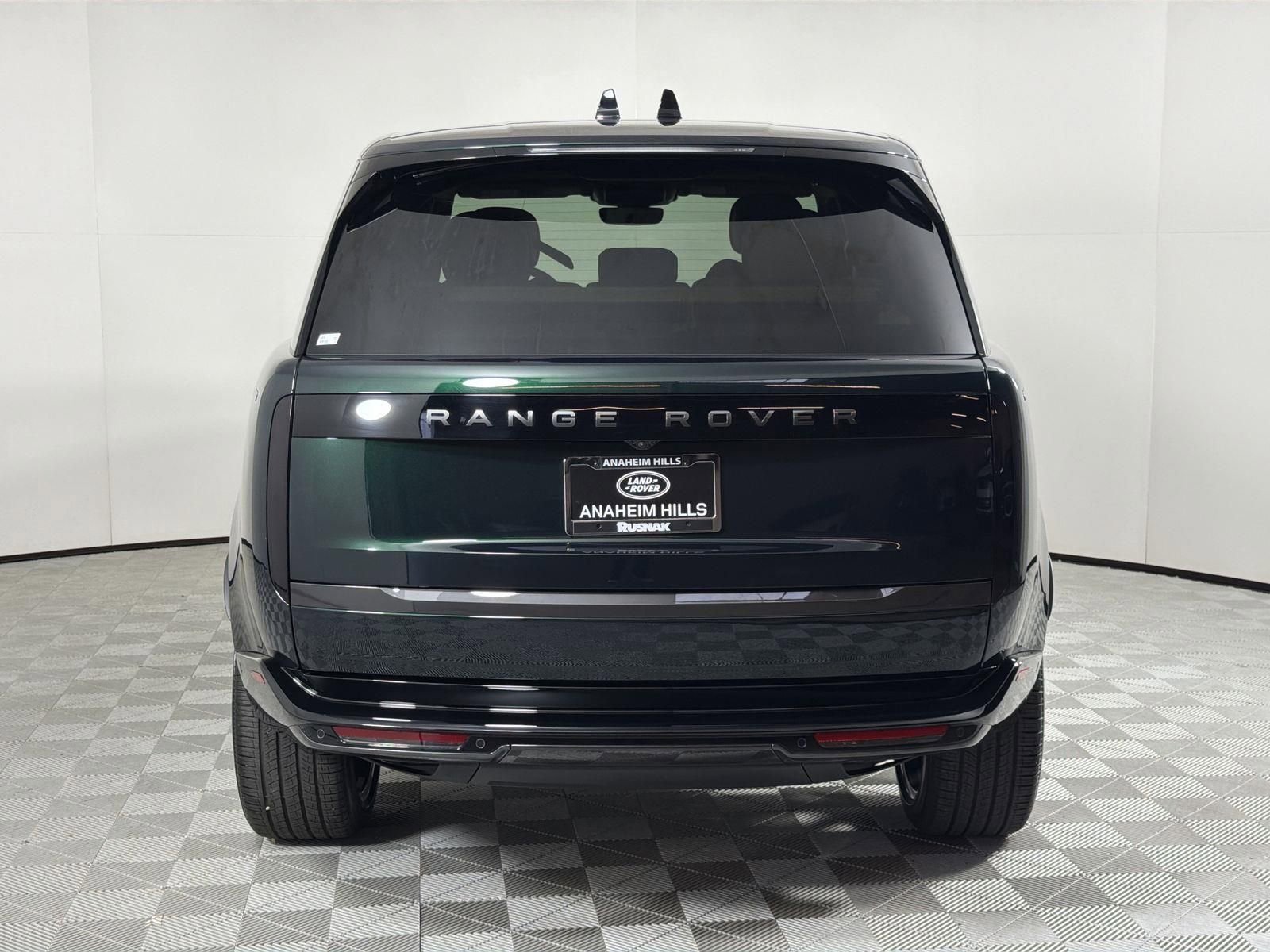 New 2026 Land Rover Range Rover SE image 4