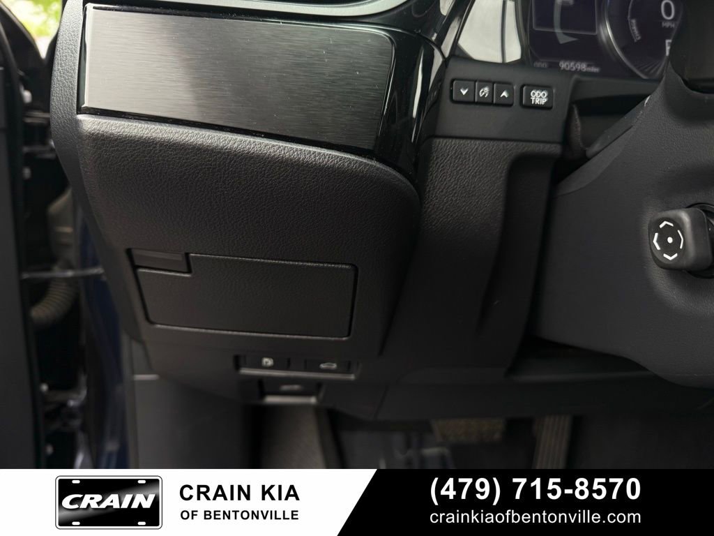 Used 2023 Lexus ES 300h w/ Accessory Package (Z2) FWD image 12