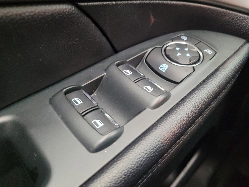 Used 2019 Ford Explorer XLT w/ Equipment Group 202A image 27