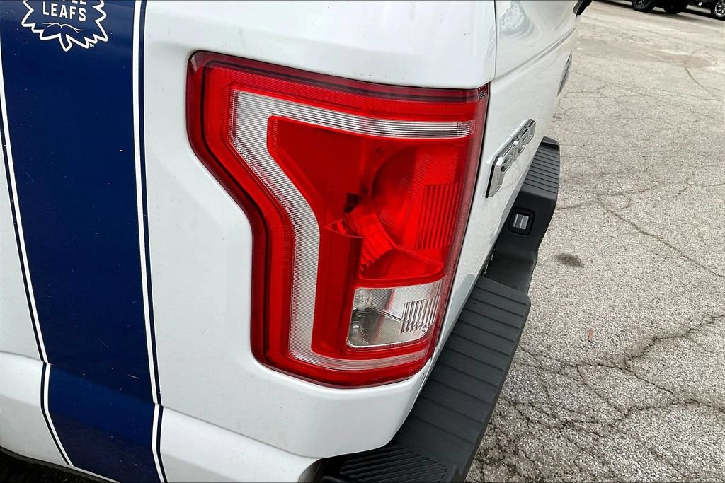Used 2017 Ford F150 XLT w/ Equipment Group 302A Luxury AWD/4WD image 28