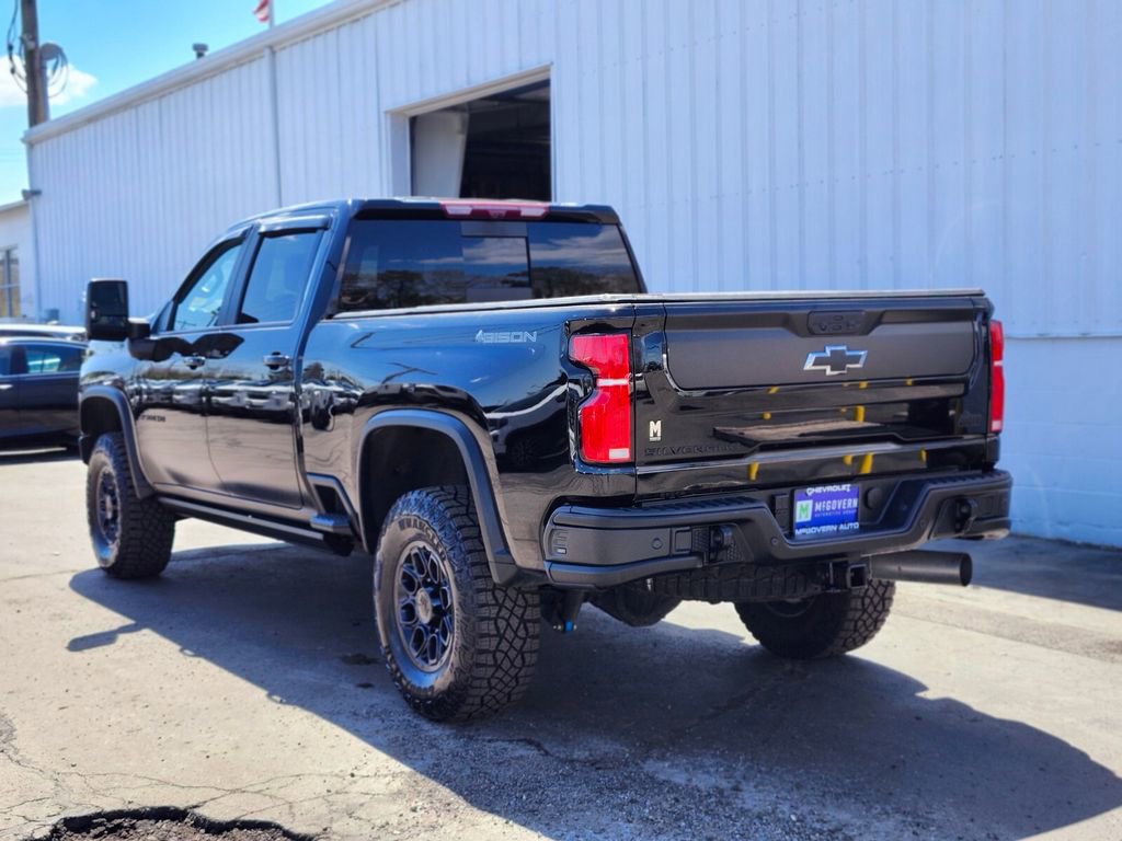 Used 2025 Chevrolet Silverado 2500 ZR2 w/ ZR2 Bison Edition AWD/4WD image 3