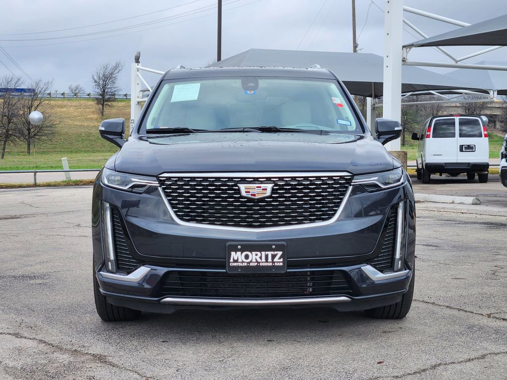 Used 2023 Cadillac XT6 Premium Luxury w/ Technology Package image 2