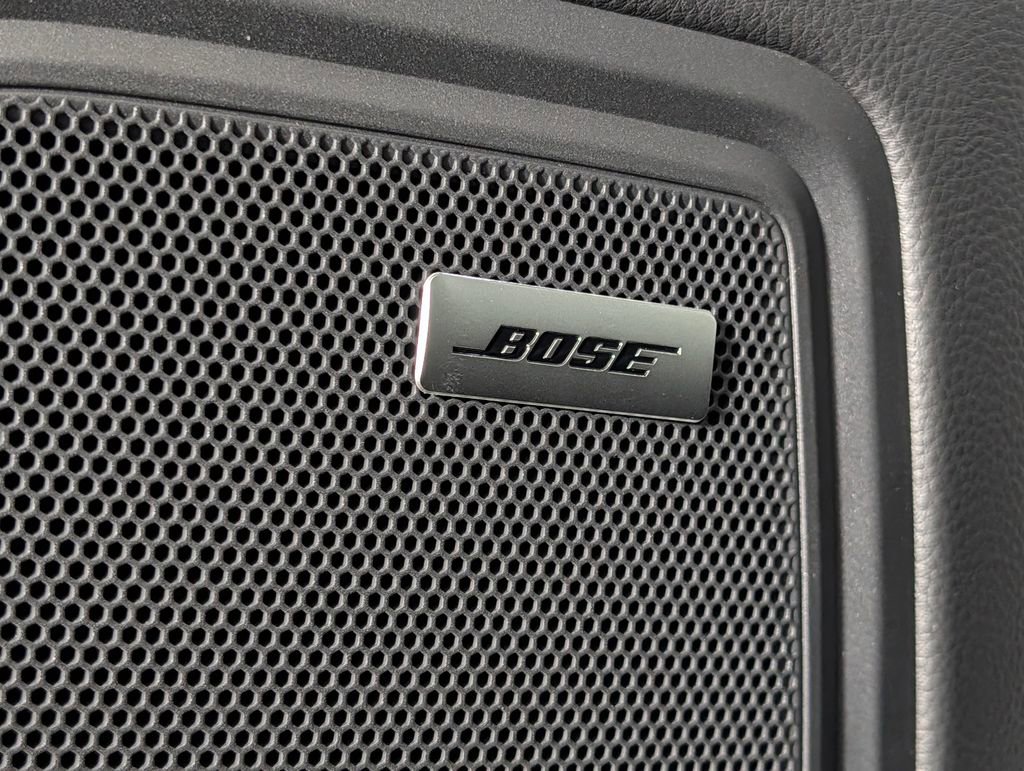 New 2026 Porsche Macan image 28