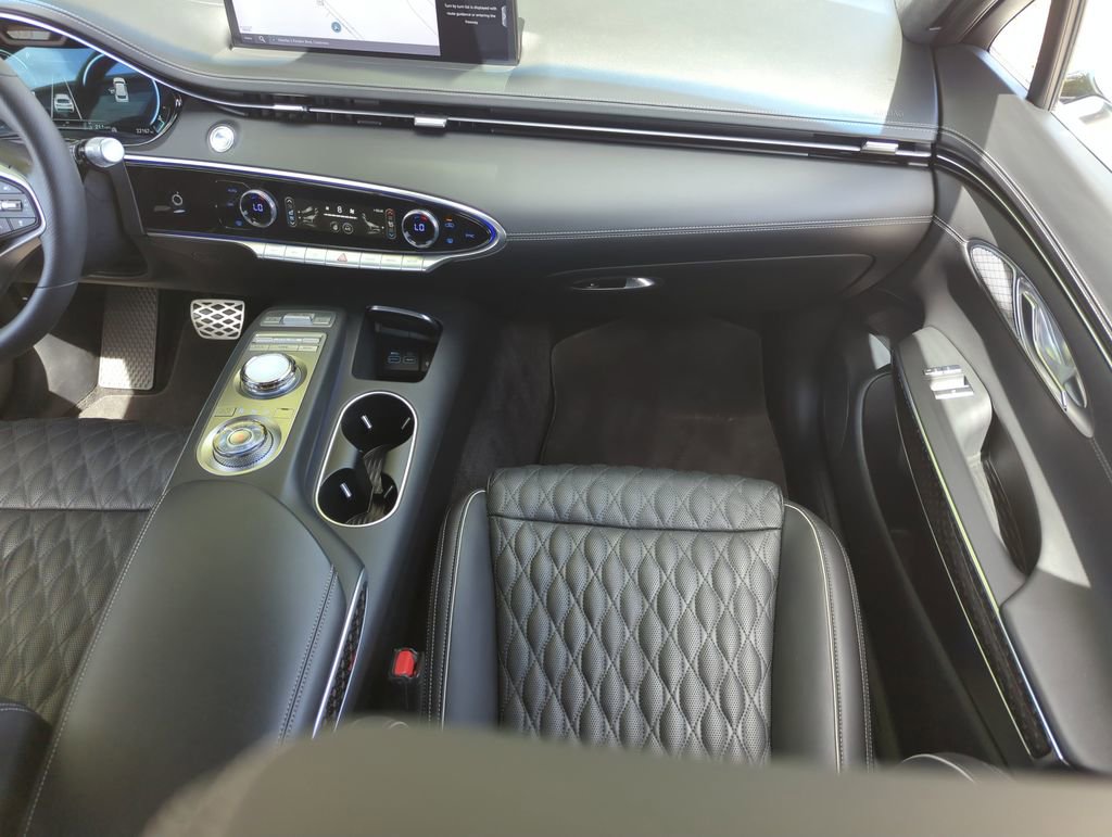 Used 2023 Genesis GV70 3.5T Sport w/ Sport Prestige Package image 14