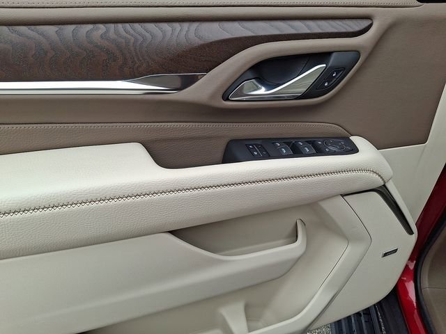 Used 2024 GMC Yukon Denali w/ Denali Reserve Package image 13
