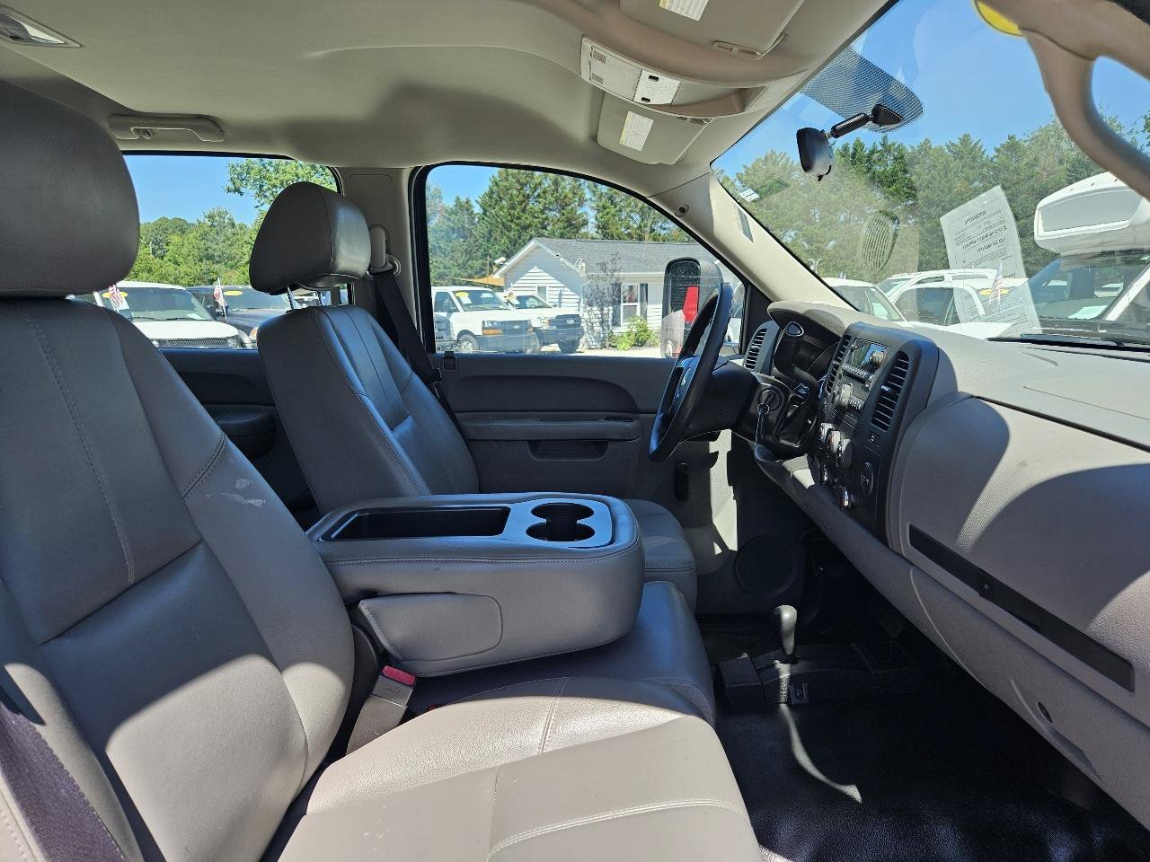 Used 2014 Chevrolet Silverado 3500 W/T w/ Skid Plate Package AWD/4WD image 41