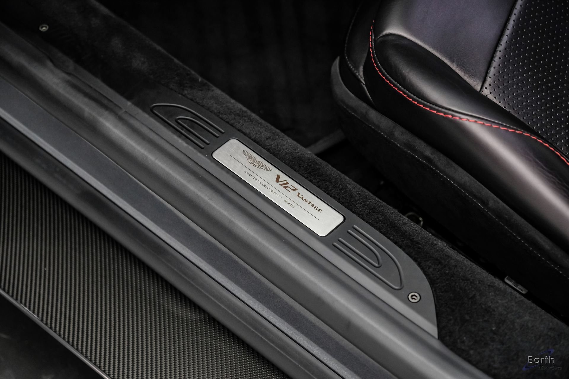 Used 2023 Aston Martin V12 Vantage RWD image 47
