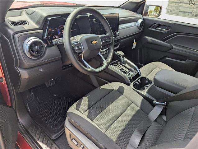 New 2025 Chevrolet Colorado LT image 3