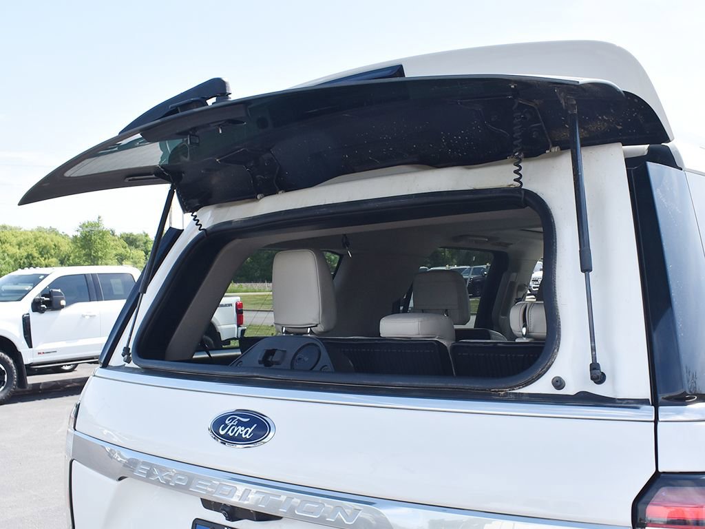 Used 2020 Ford Expedition Platinum AWD/4WD image 30