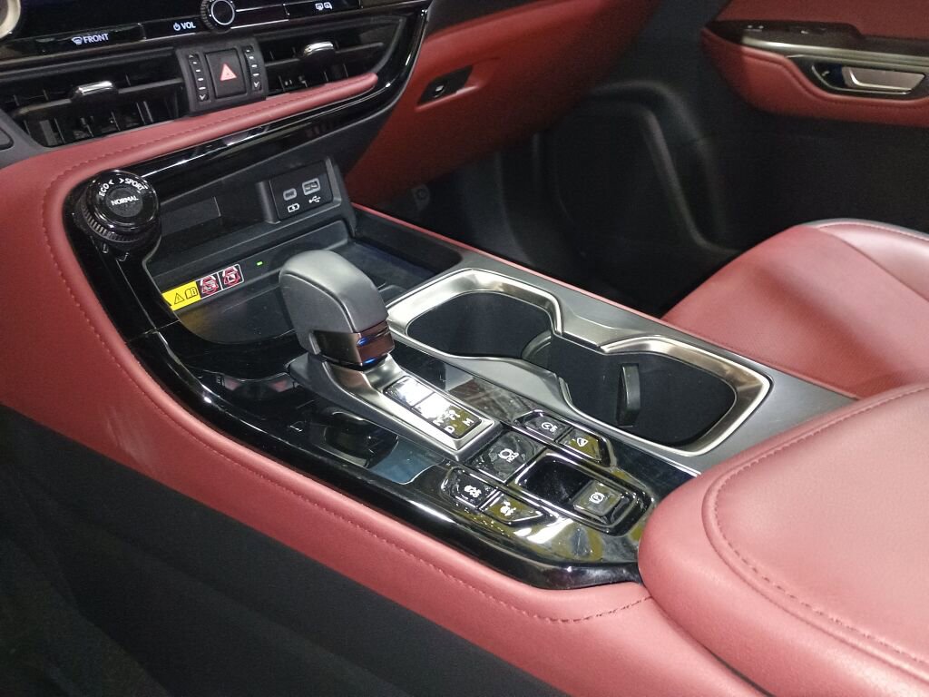 Used 2024 Lexus NX 350 AWD w/ Premium Package image 14