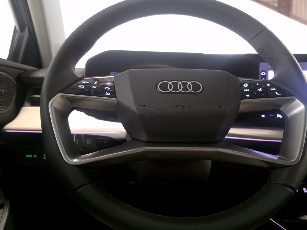New 2026 Audi Q3 quattro 2.0T AWD/4WD image 22