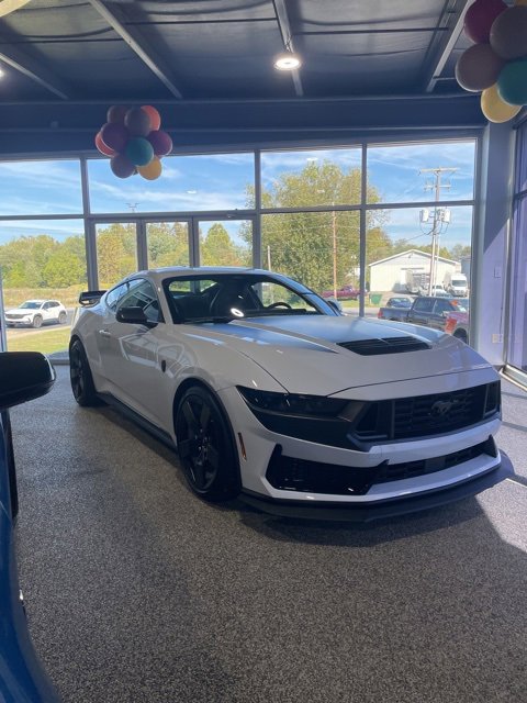 New 2025 Ford Mustang Dark Horse image 2