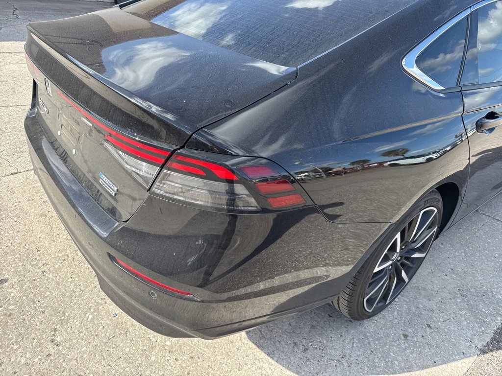 Used 2023 Honda Accord Touring image 7