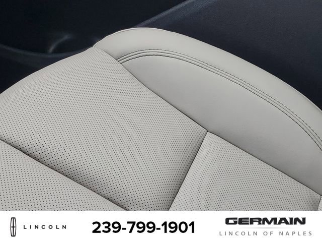 New 2025 Lincoln Aviator 2WD w/ Equipment Group 101A image 28