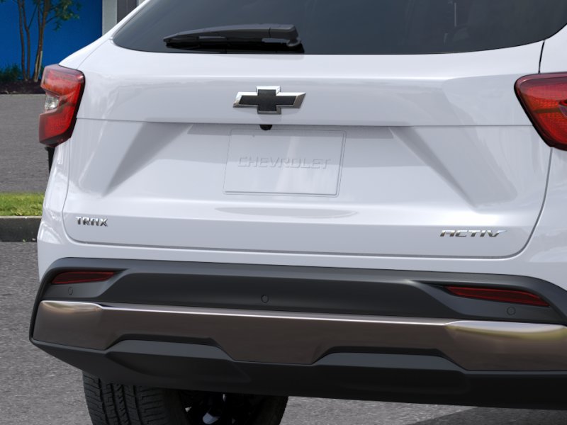 New 2026 Chevrolet Trax ACTIV w/ Sunroof Package FWD image 16