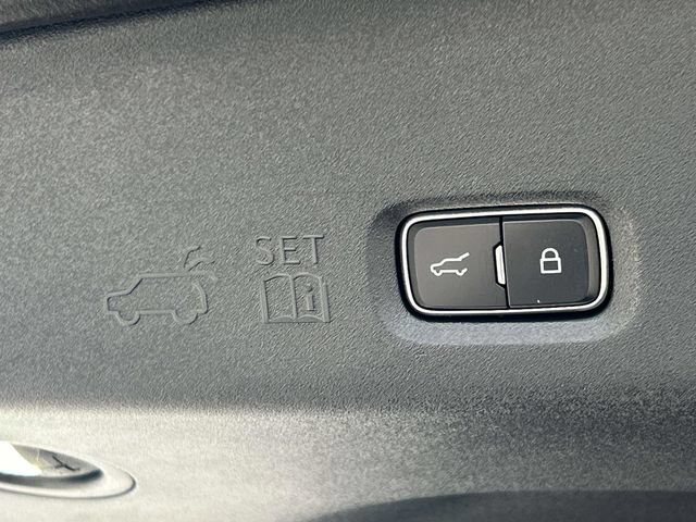 New 2027 Lincoln Navigator Reserve AWD/4WD image 13