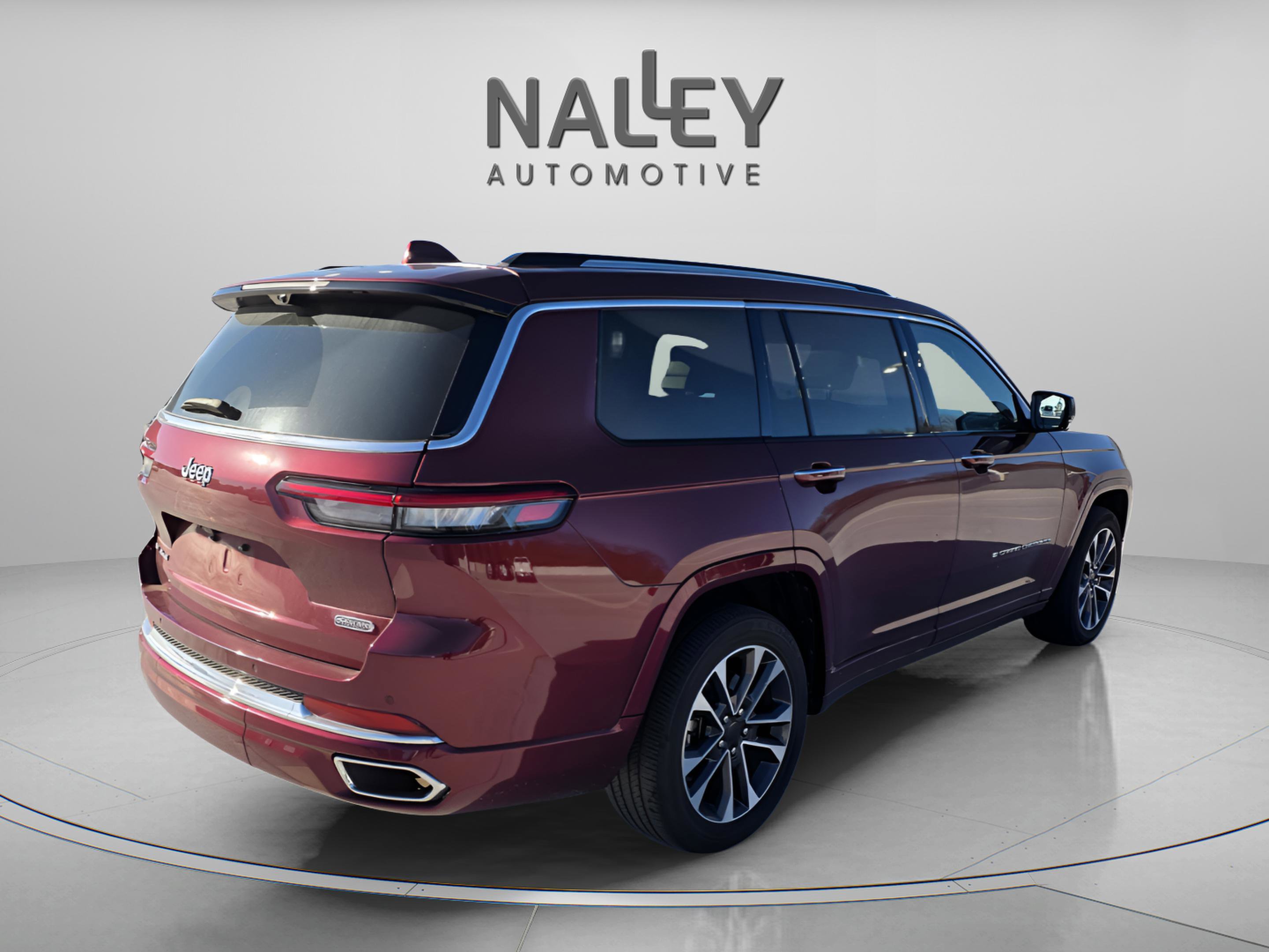 Used 2022 Jeep Grand Cherokee L Overland w/ Advanced Protech Group III image 5