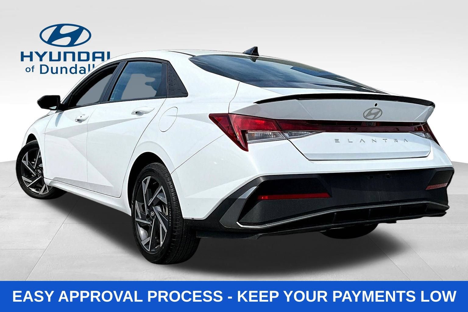 Used 2025 Hyundai Elantra Sport FWD image 5