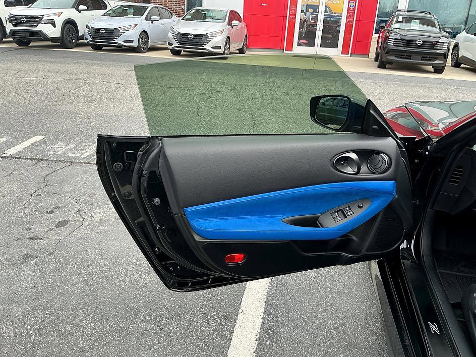 Certified 2024 Nissan Z Performance w/ Floor Mat Package image 11
