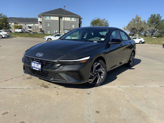 New 2025 Hyundai Elantra Sport w/ Cargo Package
