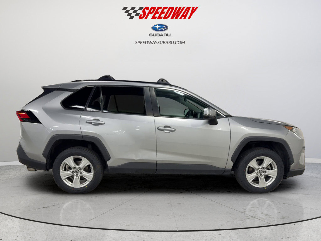 Used 2019 Toyota RAV4 XLE FWD image 4