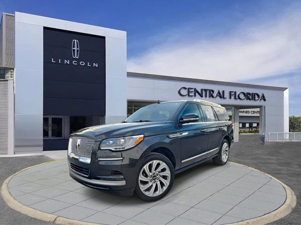 Certified 2024 Lincoln Navigator Reserve AWD/4WD image 32