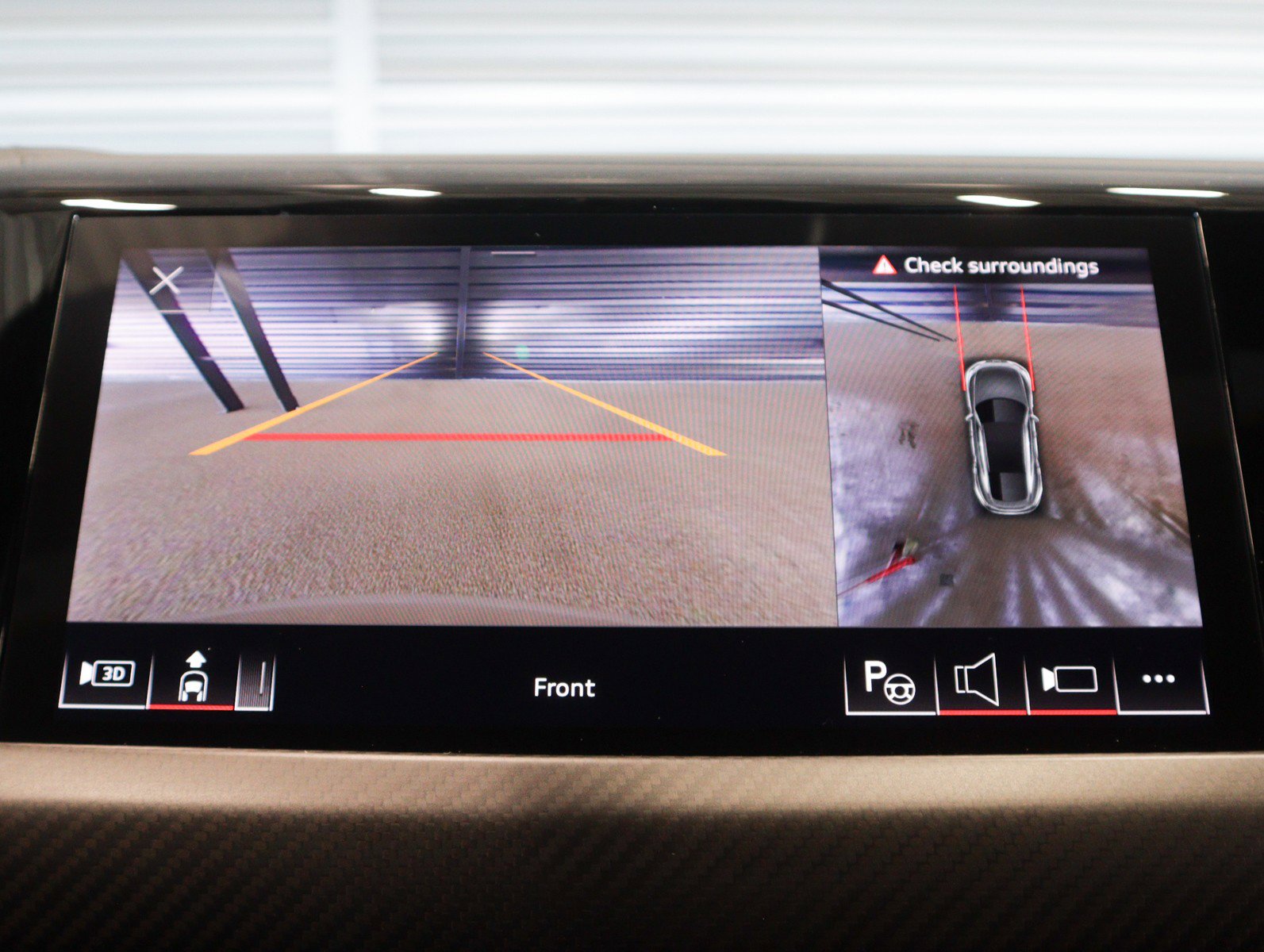 Used 2024 Audi RS e-tron GT image 23