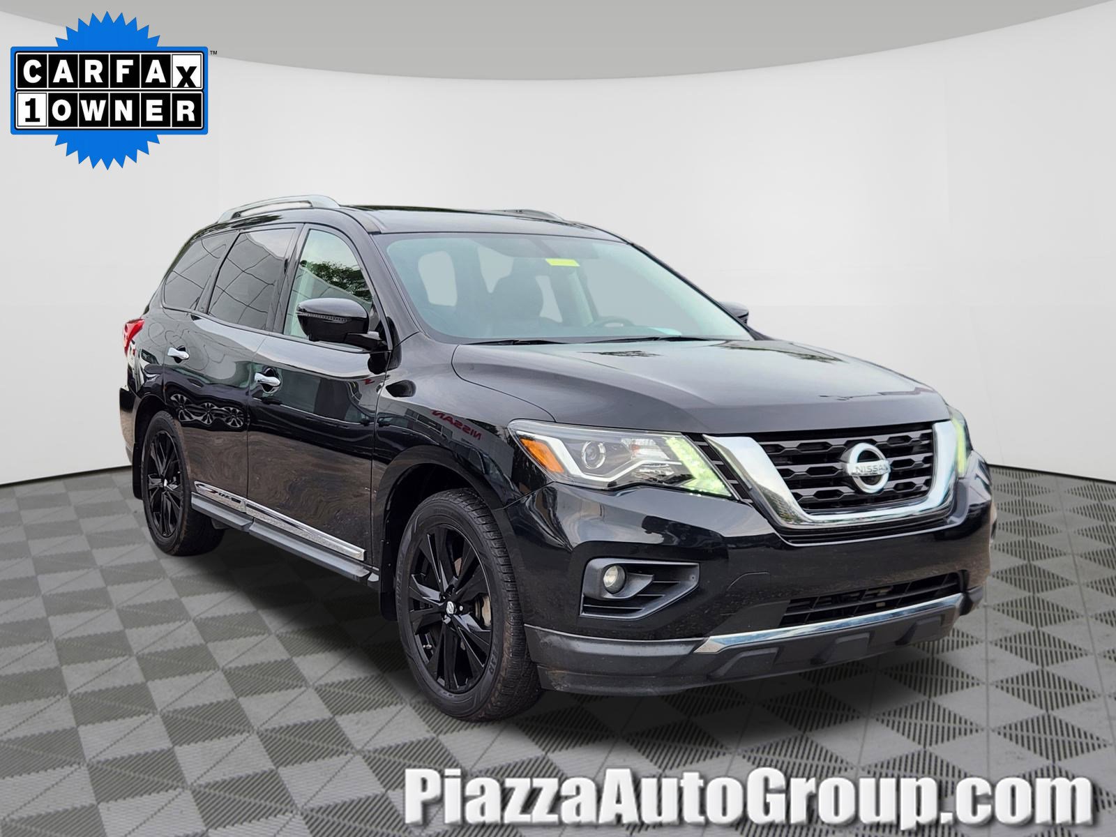 Used 2017 Nissan Pathfinder Platinum w/ Midnight Edition Package