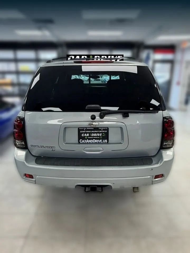Used 2008 Chevrolet TrailBlazer LT w/ Sun And Sound Package image 5