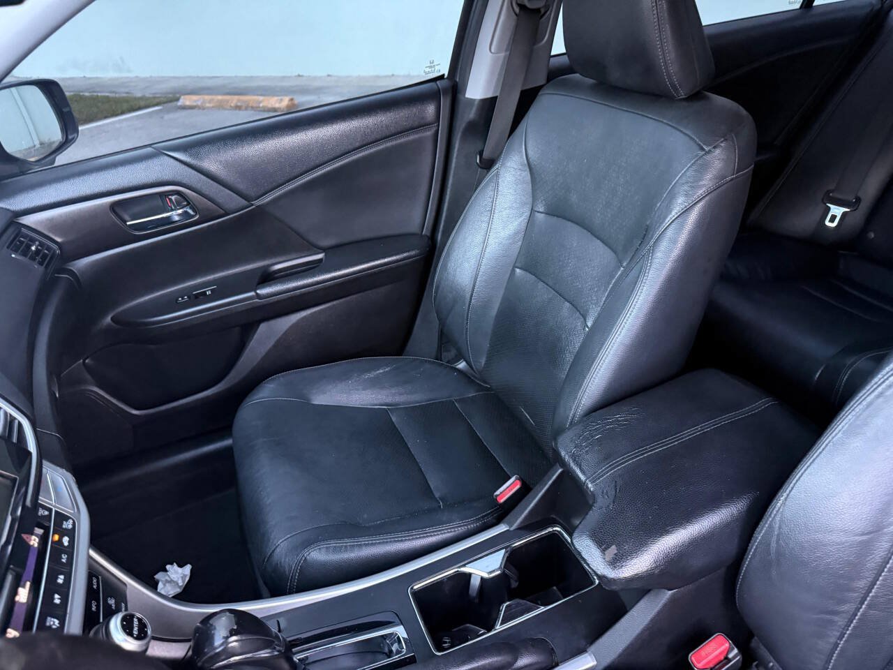 Used 2015 Honda Accord EX-L image 25