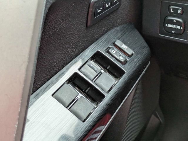 Used 2017 Toyota RAV4 Limited image 26