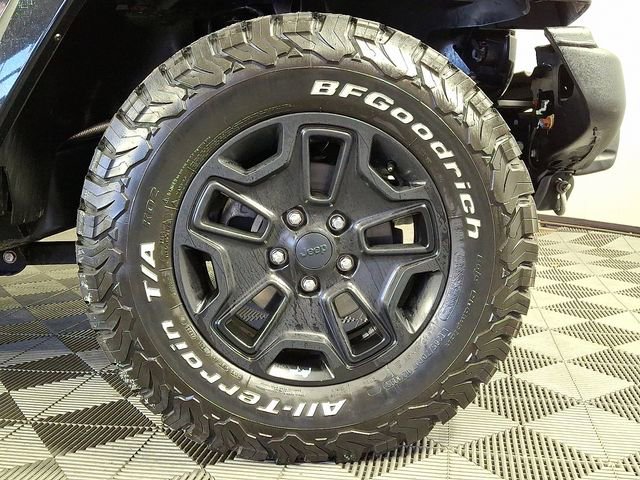 Used 2016 Jeep Wrangler Unlimited Sahara image 10