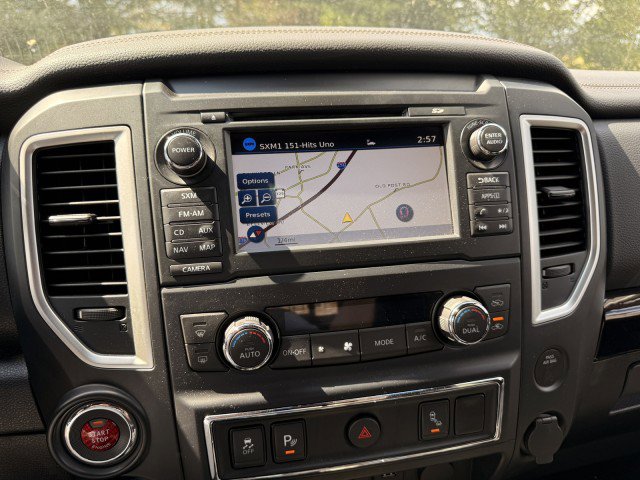 Used 2018 Nissan Titan SL w/ Midnight Edition image 20