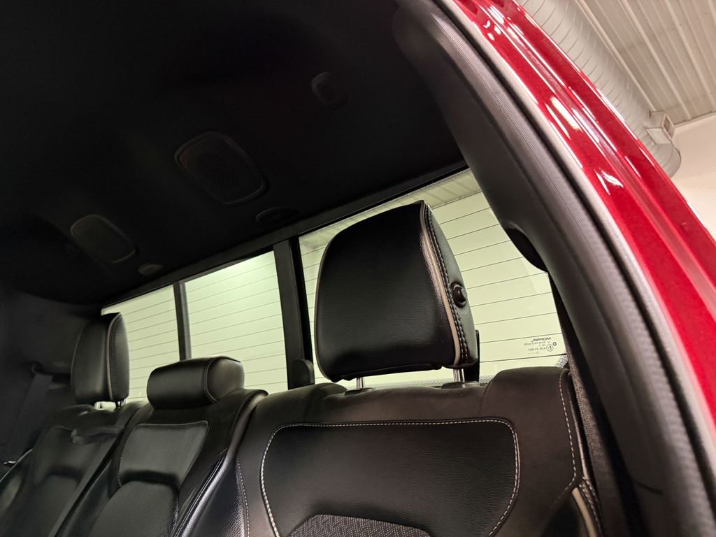 Used 2022 RAM 1500 Laramie w/ Sport Appearance Package image 9