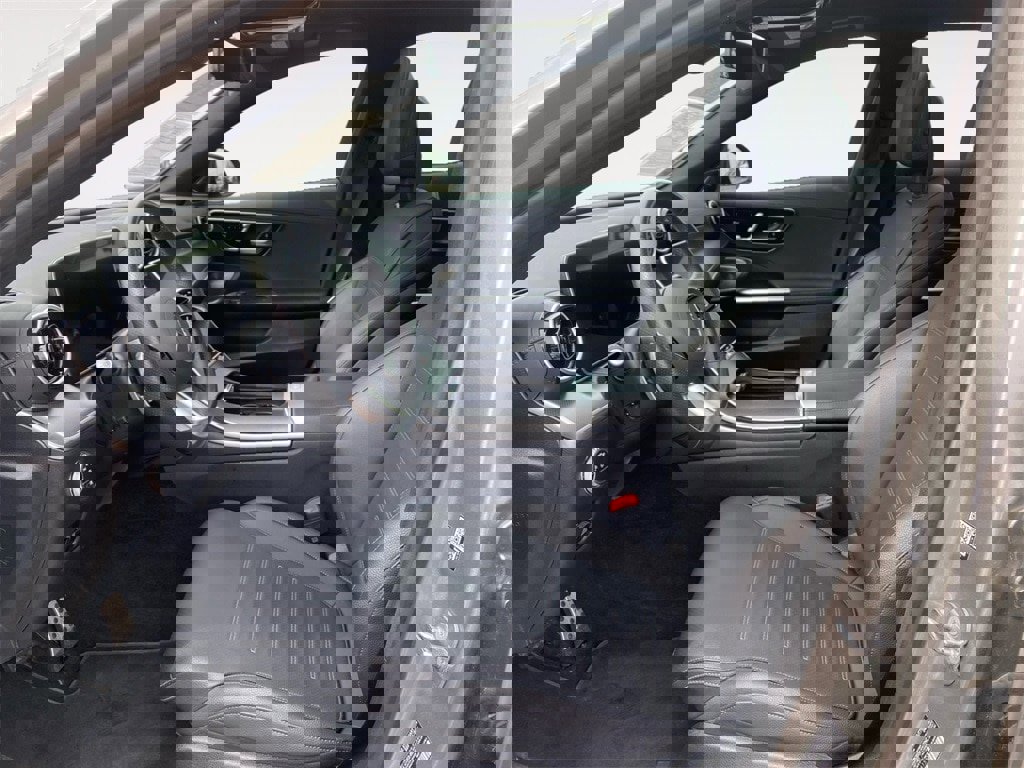 Used 2024 Mercedes-Benz C 300 4MATIC Sedan image 15