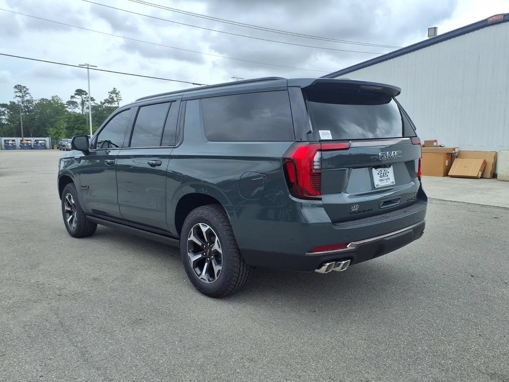 New 2026 GMC Yukon XL AT4 Ultimate w/ LPO, Illumination Package AWD/4WD image 4