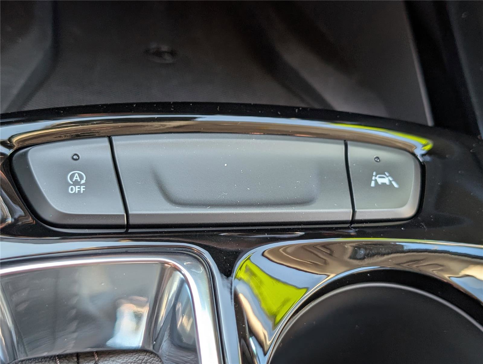 New 2026 Chevrolet Trax LT w/ Sunroof Package image 19