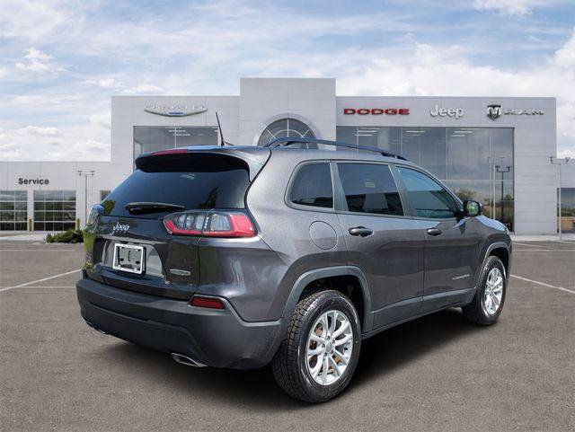 Certified 2022 Jeep Cherokee Latitude Lux w/ Sun & Sound Group AWD/4WD image 3