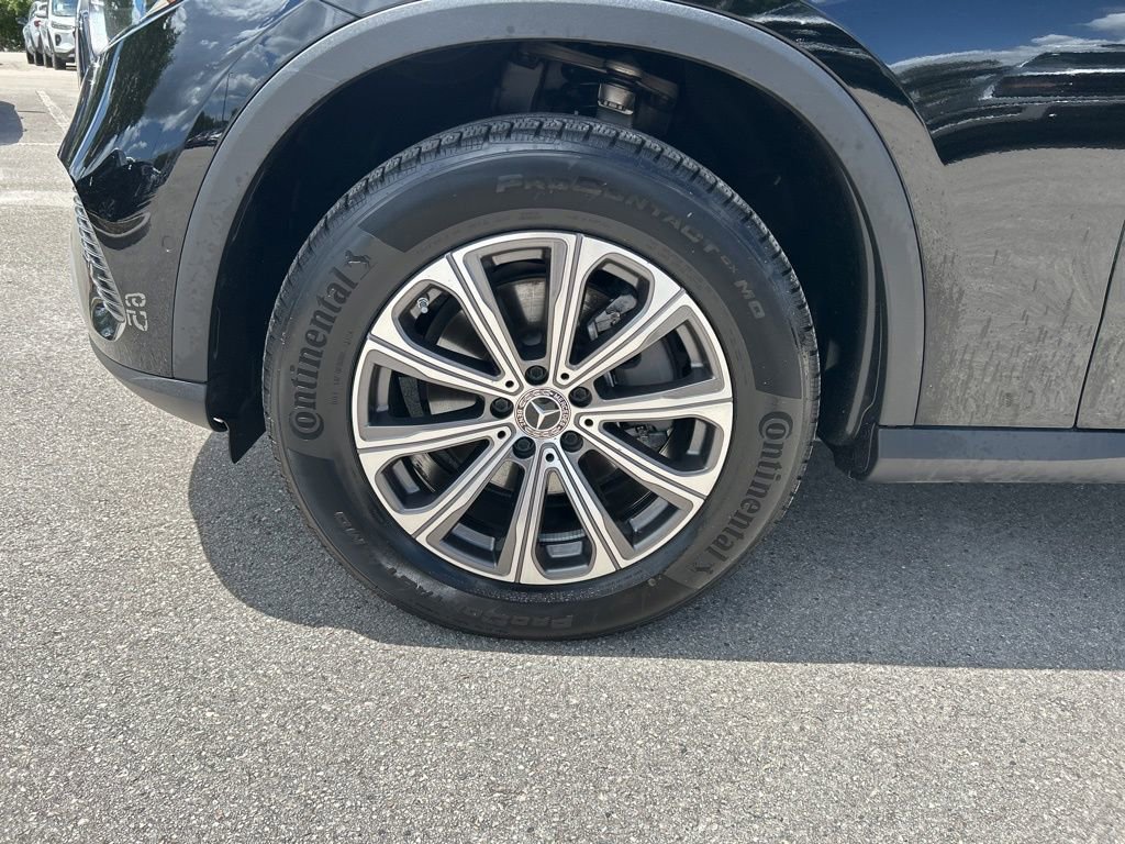 Used 2024 Mercedes-Benz GLC 300 4MATIC image 44