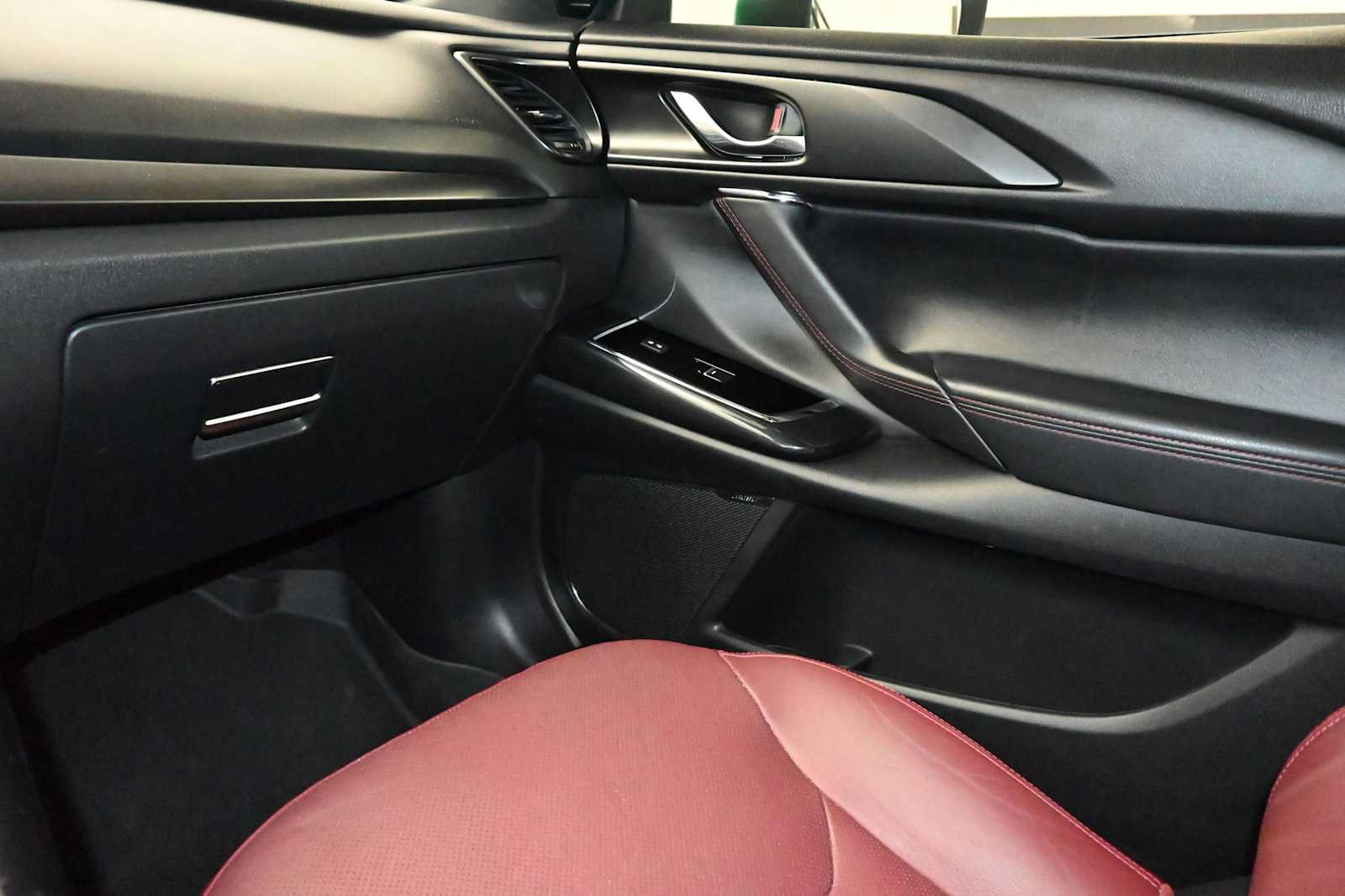 Used 2022 MAZDA CX-9 Carbon Edition AWD/4WD image 26