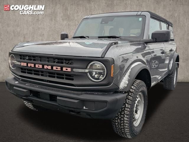 Used 2023 Ford Bronco 4-Door image 3