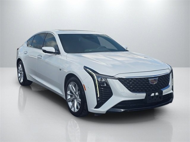 Used 2025 Cadillac CT5 Premium Luxury image 3