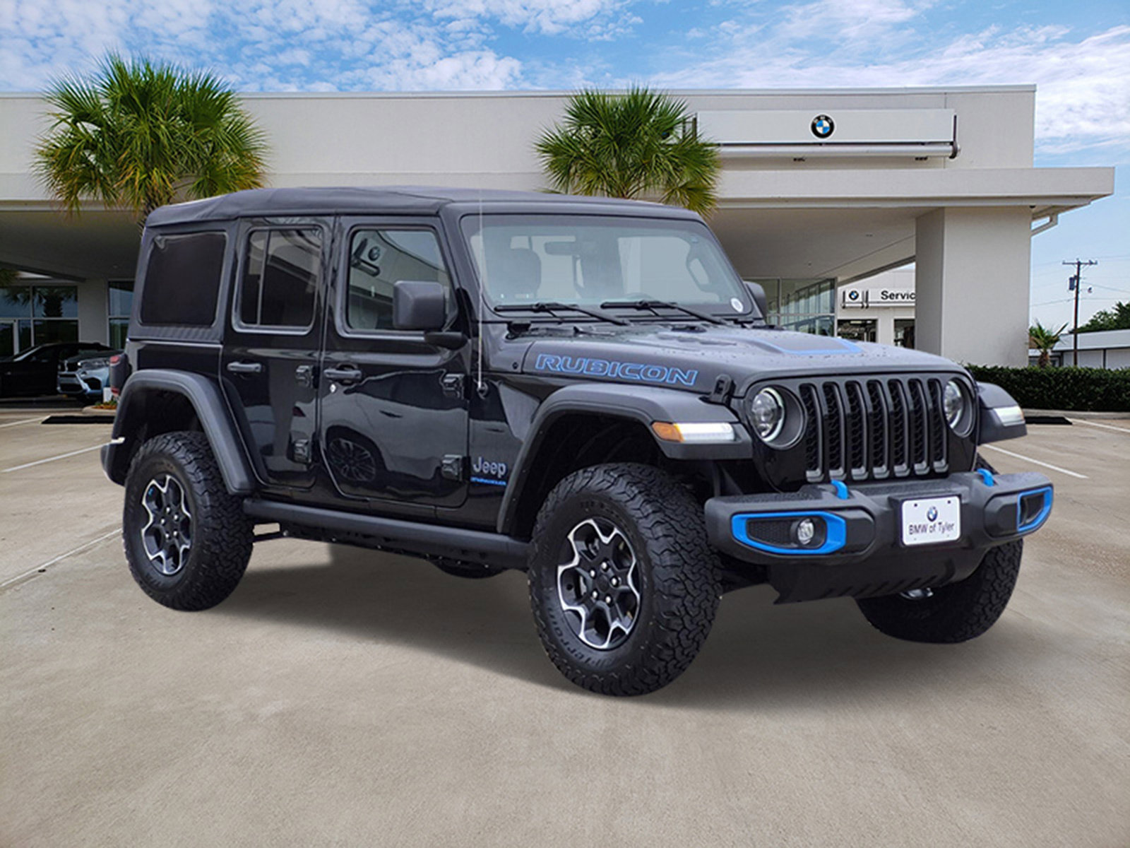 Used 2023 Jeep Wrangler Unlimited Rubicon 4xe w/ Cold Weather Group image 3