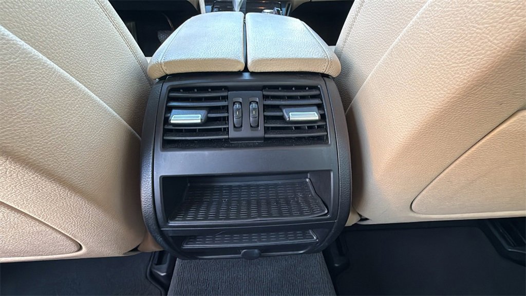 Used 2016 BMW 528i Sedan image 18