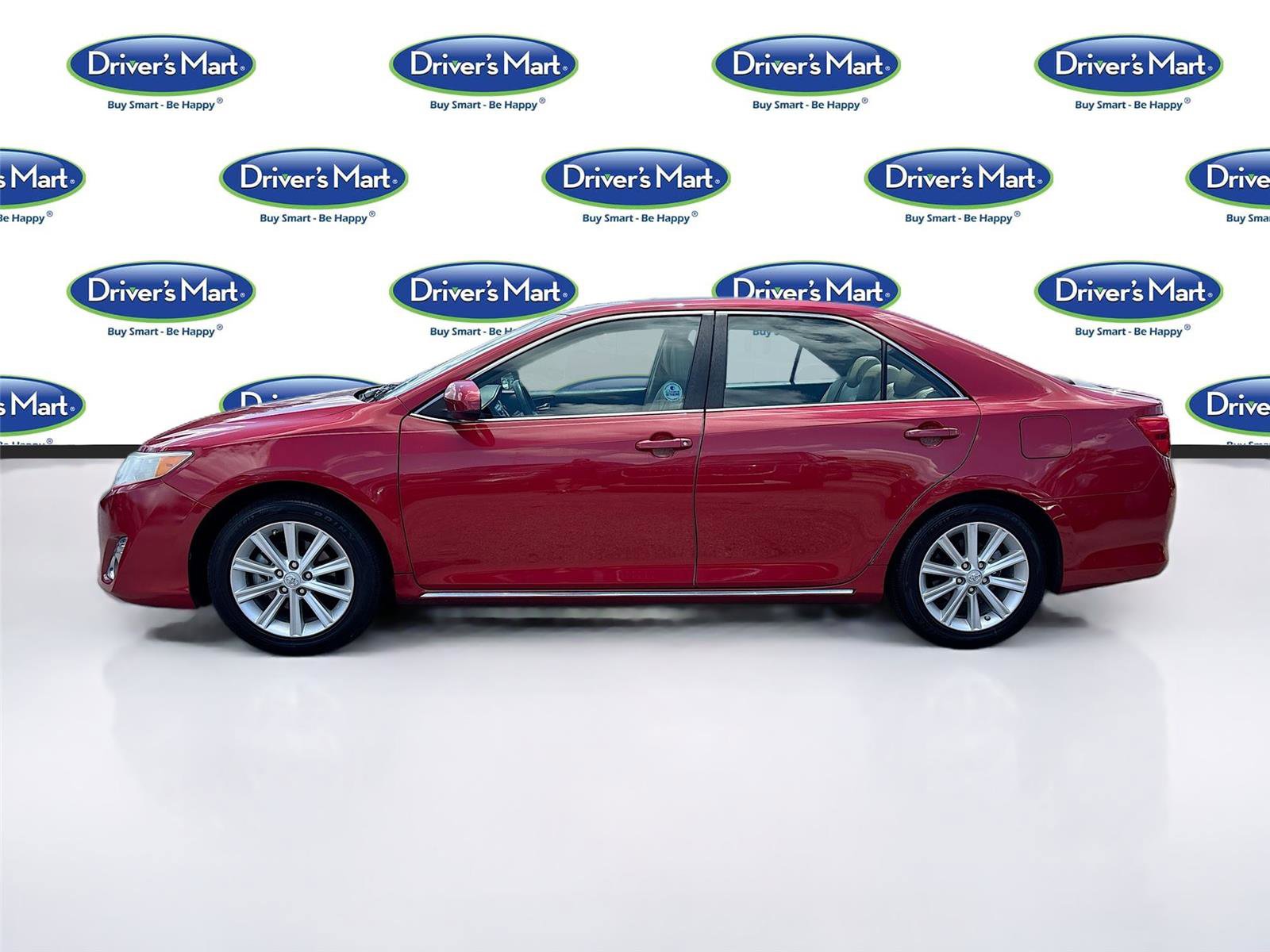Used 2013 Toyota Camry XLE FWD image 4