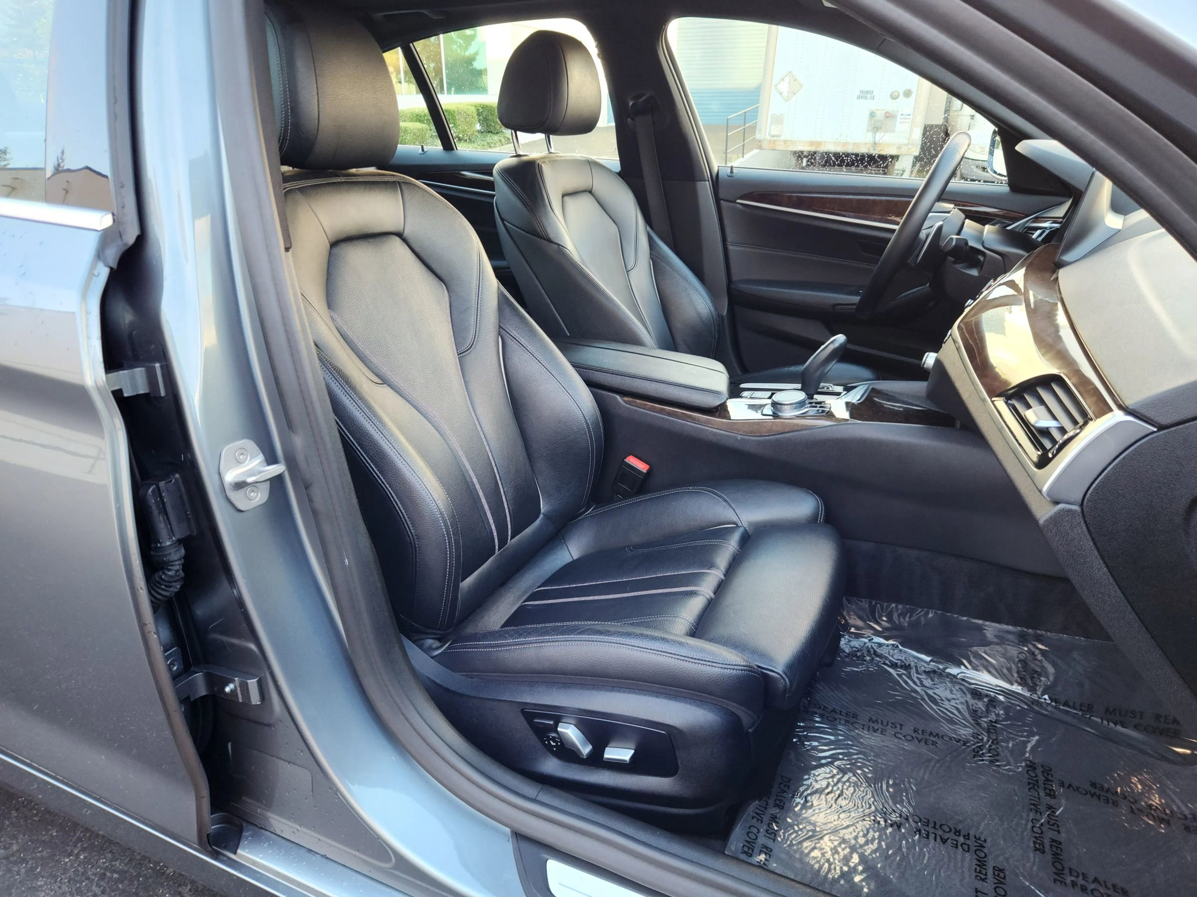 Used 2018 BMW 530i xDrive w/ Premium Package image 20