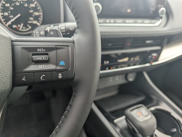 New 2026 Nissan Rogue Dark Armor AWD/4WD image 18