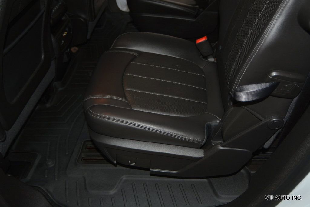 Used 2016 GMC Acadia Denali AWD/4WD image 26