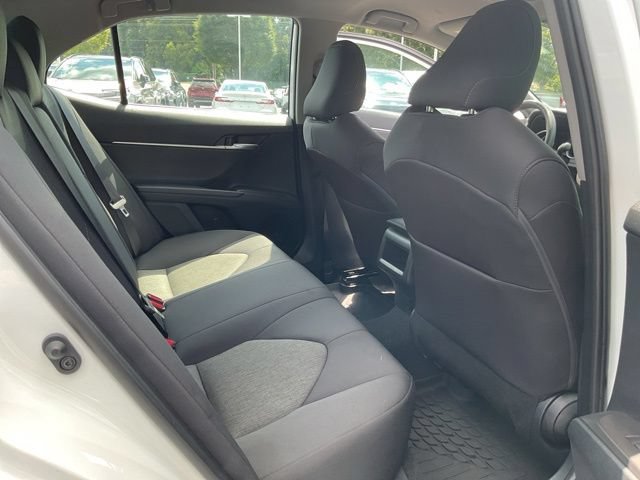 Used 2024 Toyota Camry LE FWD image 18
